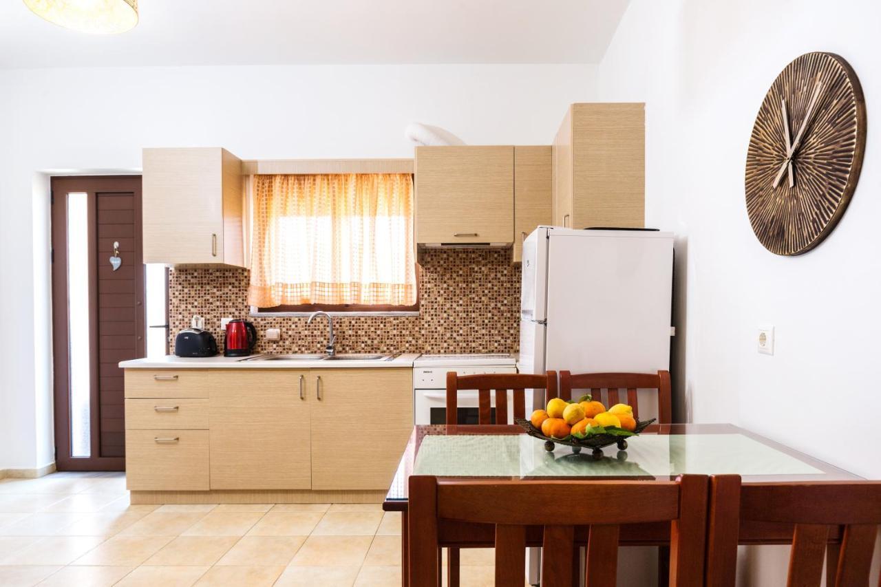 Anastellar Aparthotel Kíssamos Екстериор снимка